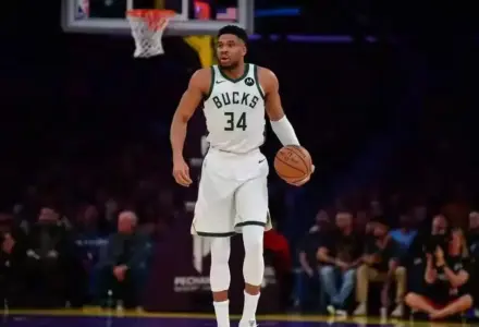 Giannis Trade Buzz Loses Major Momentum